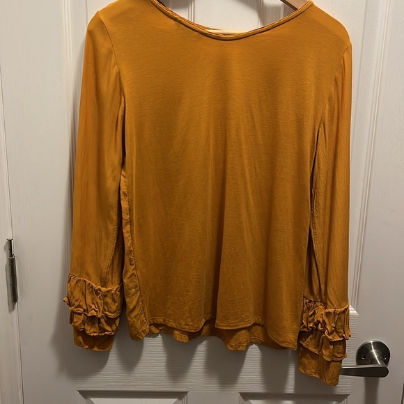 Mustard blouse by Massimo Dutti Size Small - Picture 3 of 5